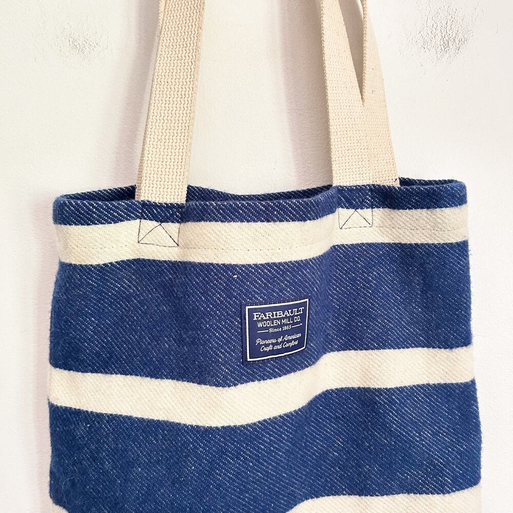 Faibault Wool Striped Bag Blue - Picture 2 of 5